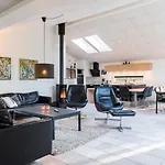Luxurious Retreat In Henne Strand-by Traum Henne Strand