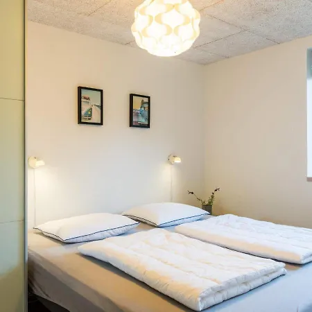 Holiday home Luxurious Retreat In Henne Strand-by Traum *