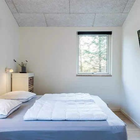 Luxurious Retreat In Henne Strand-by Traum Holiday home *