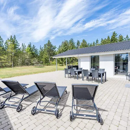 Holiday home Luxurious Retreat In Henne Strand-by Traum