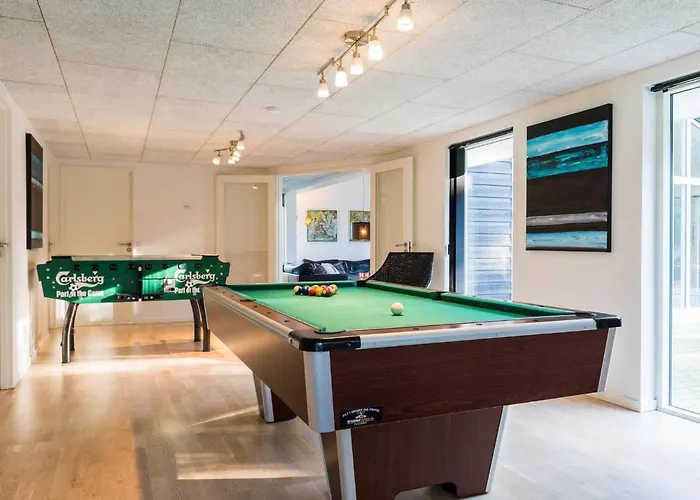 Luxurious Retreat In Henne Strand-by Traum 度假居