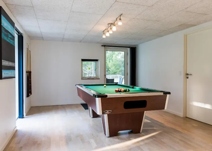 Luxurious Retreat In Henne Strand-by Traum *