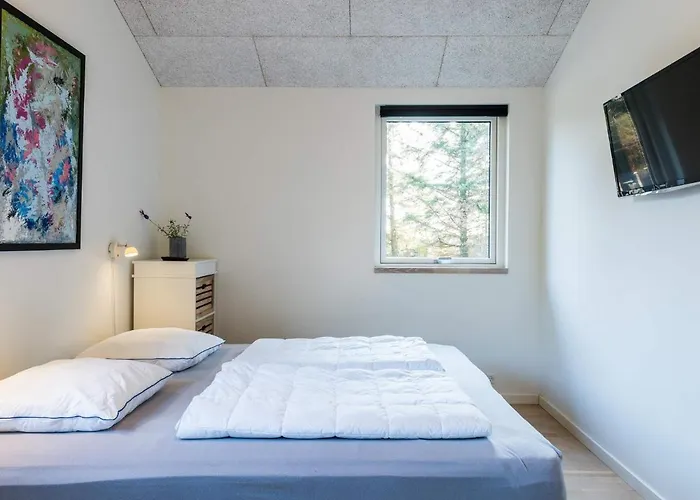 Luxurious Retreat In Henne Strand-by Traum 度假居 *