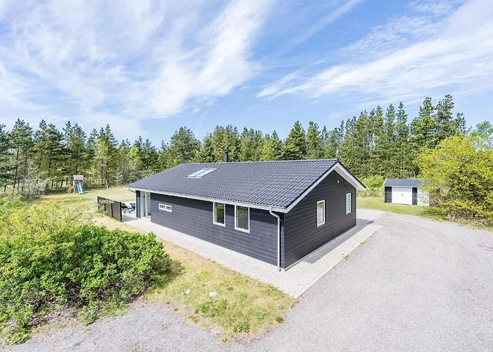 Luxurious Retreat In Henne Strand-by Traum 度假居 *